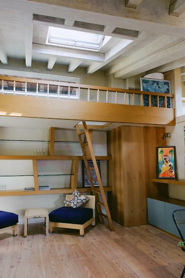 Attico Dell'Artista Apartment Desenzano del Garda